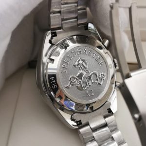 Alternative view of Omega Speedmaster