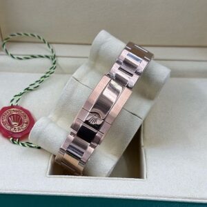 Alternative view of Rolex Daytona Rose